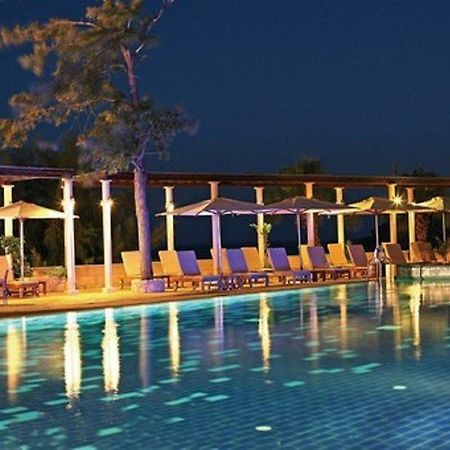 Columbia Beachotel Pissouri Exterior foto